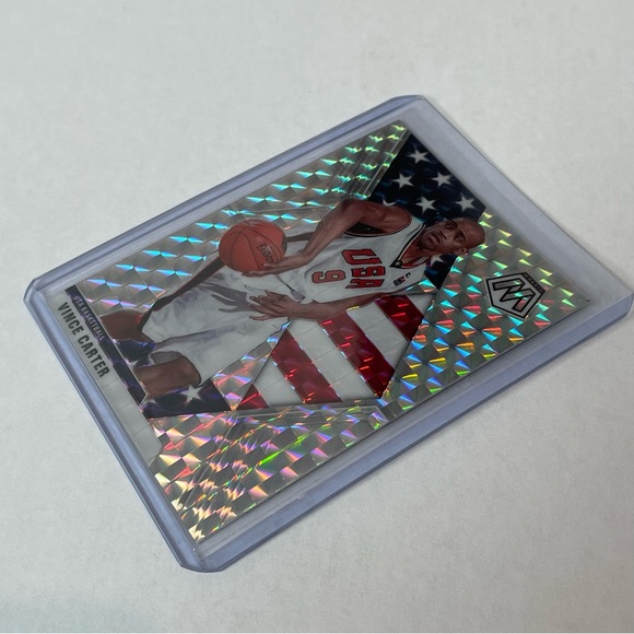 2019-20 VINCE CARTER MOSAIC USA Silver Prizm Basketball Card #258 - Picture 3 of 4